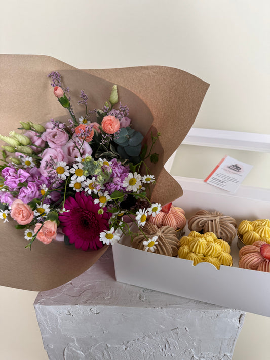 Strauß + Cupcakes 🌸🧁