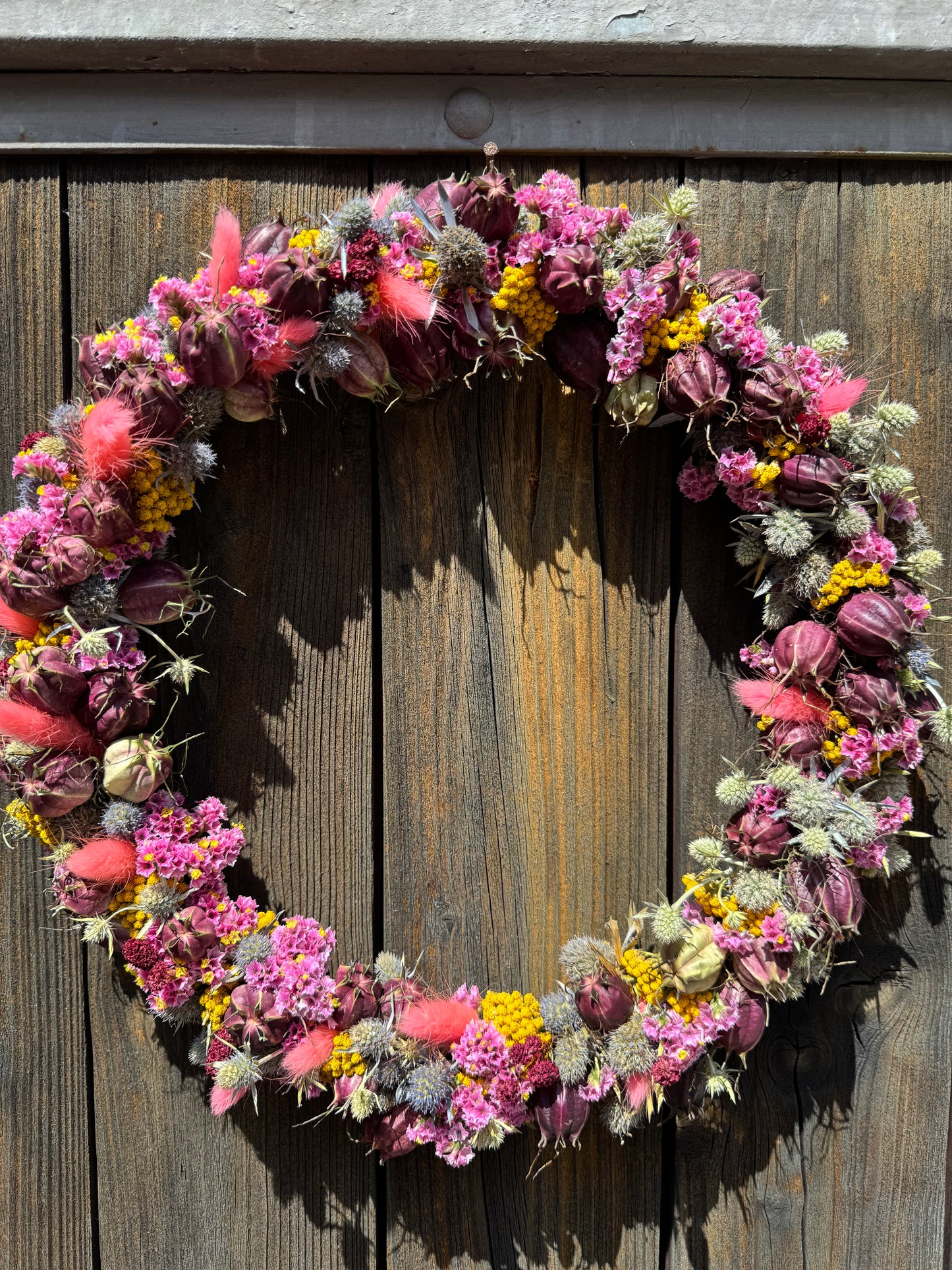 Trockenblumenkranz „Beerenzauber“ – 30 cm | Handgefertigter Kranz in Pink, Bordeaux & Naturtönen